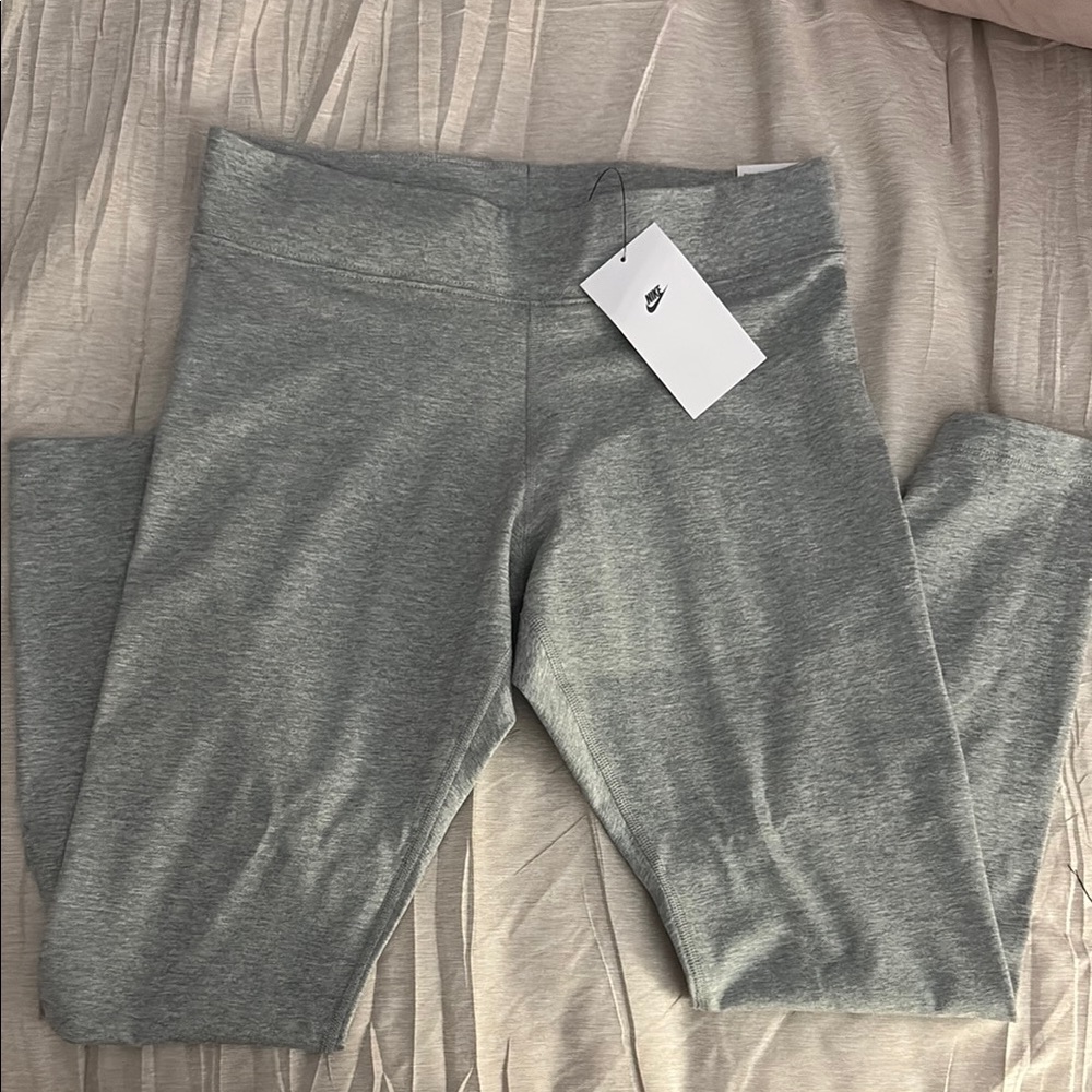 Nike 7/8 length leggings